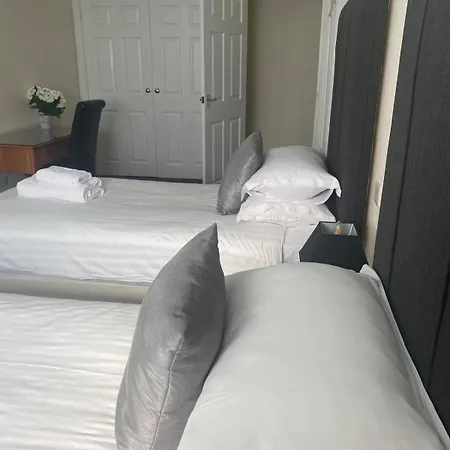 Seaview And Poolside 18 Location דירה